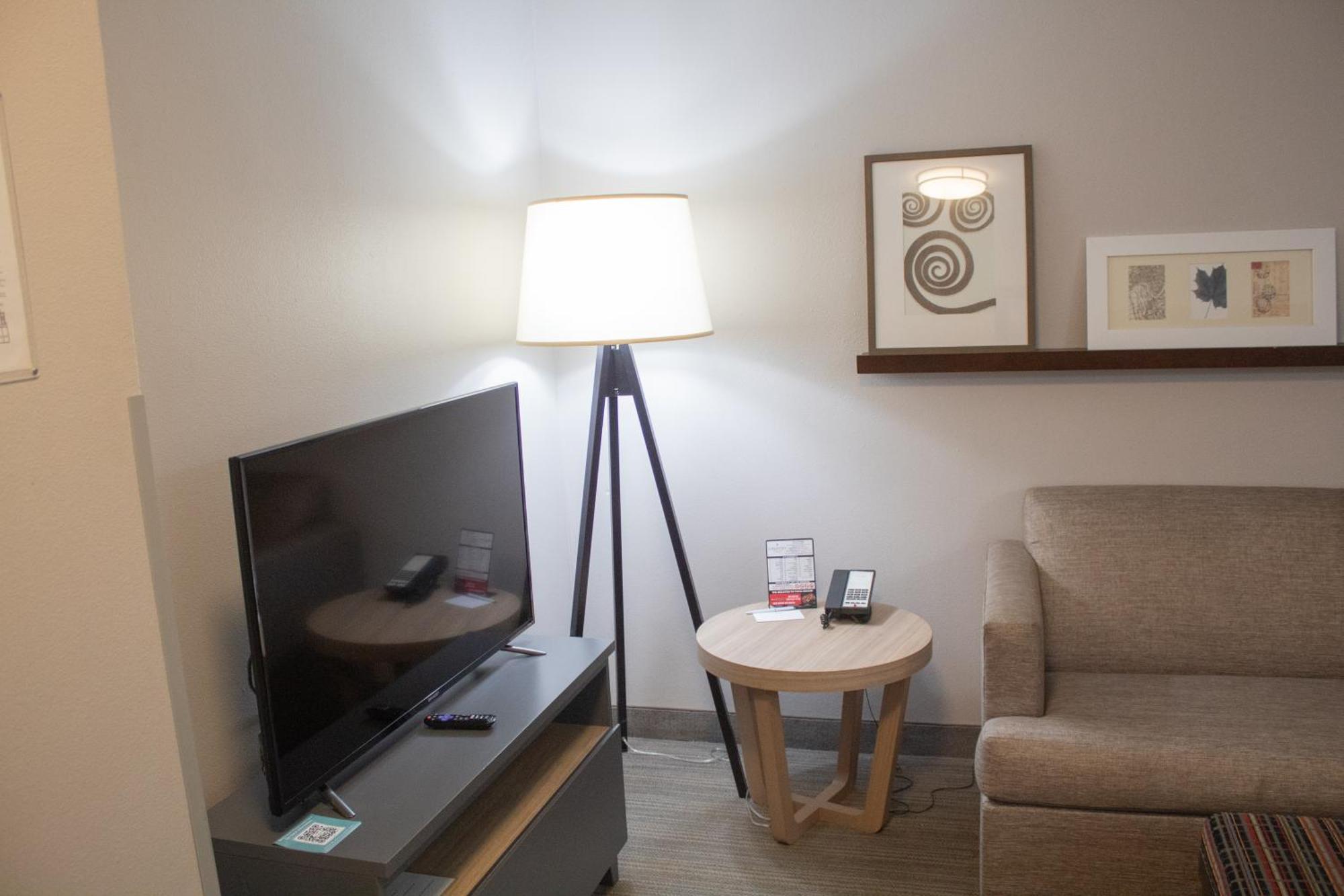Country Inn & Suites By Radisson, Big Rapids, Mi Εξωτερικό φωτογραφία
