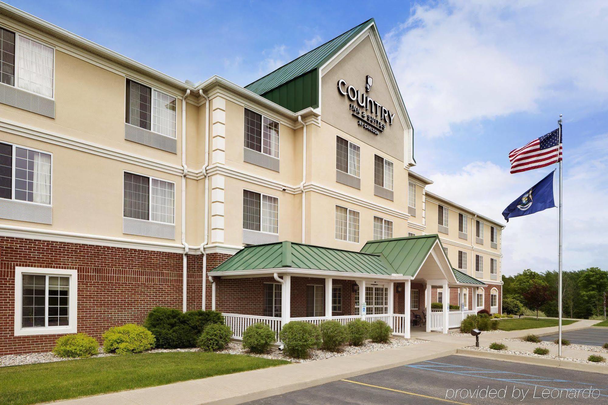 Country Inn & Suites By Radisson, Big Rapids, Mi Εξωτερικό φωτογραφία