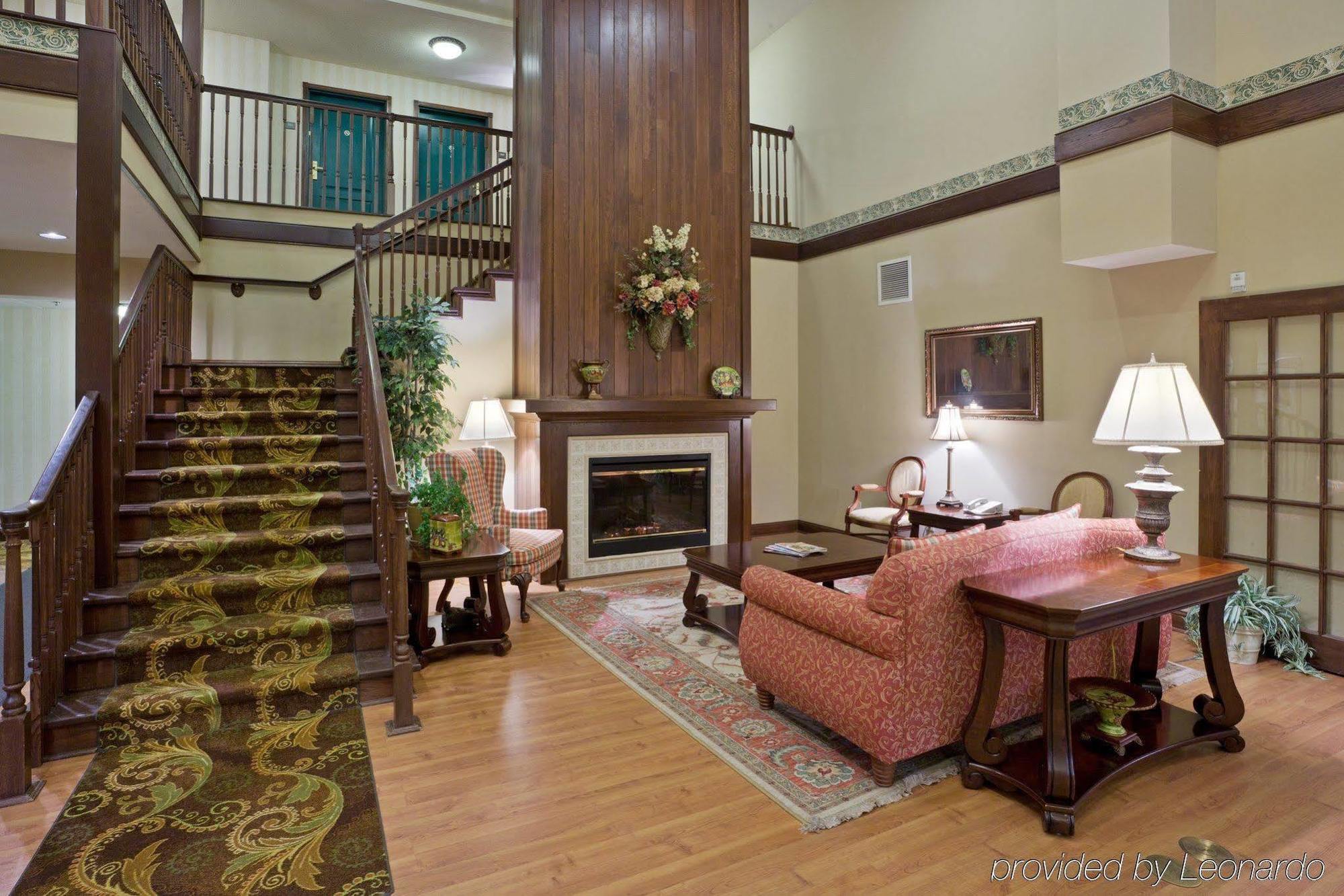 Country Inn & Suites By Radisson, Big Rapids, Mi Εξωτερικό φωτογραφία