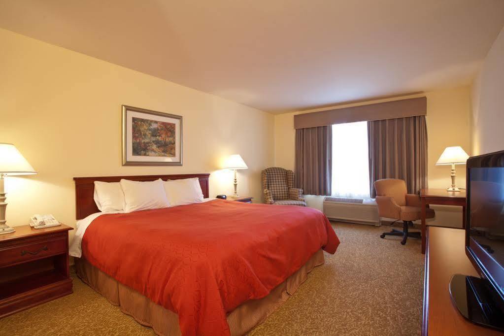 Country Inn & Suites By Radisson, Big Rapids, Mi Δωμάτιο φωτογραφία